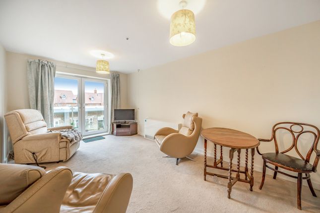 Flat for sale in Pilley Lane, Cheltenham, Gloucestershire