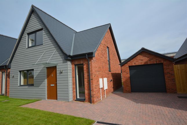 Thumbnail Detached house for sale in High Street, Edwinstowe, Mansfield