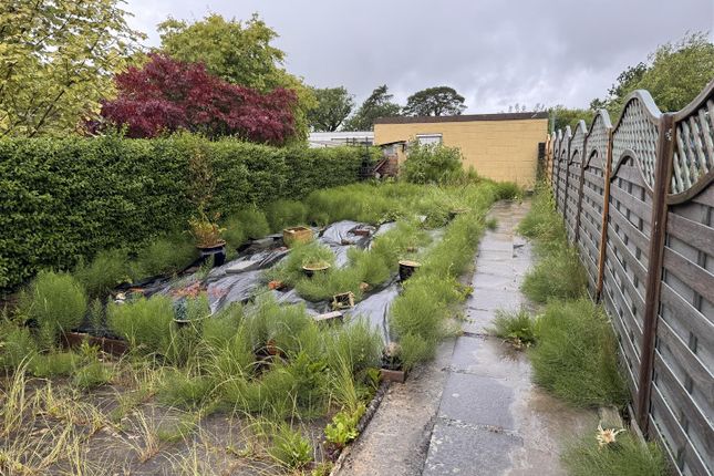 37, Maesquarre Road, Ammanford photo 4