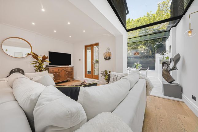 Flat A, 31, Aberdeen Place, St Johns Wood photo 4