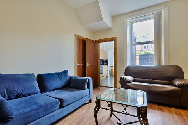 Cardigan Terrace, Newcastle Upon Tyne photo 5