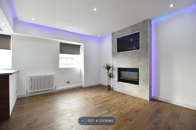 Flat to rent in Laurel Place, Glasgow