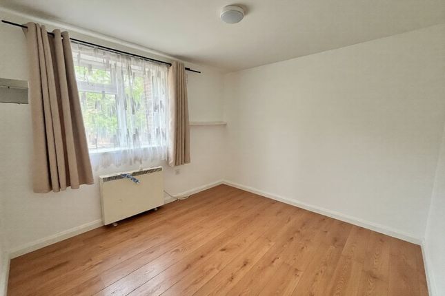 20 Haversham Court, 78 -80 Horsenden Lane North, Greenford photo 4