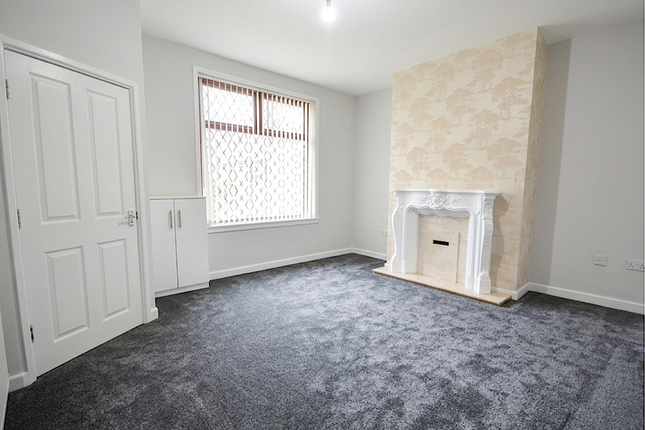 17 Princess Street, Radcliffe, Manchester photo 3
