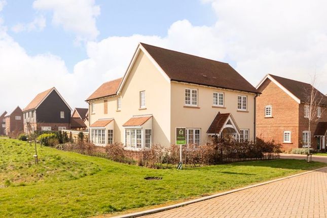 Detached house for sale in Lyon Close, Willowbrook Park, Didcot