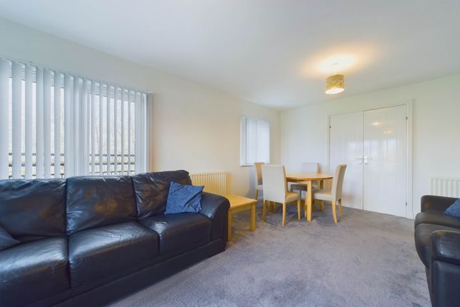 Flat for sale in Broad Cairn Court, Motherwell