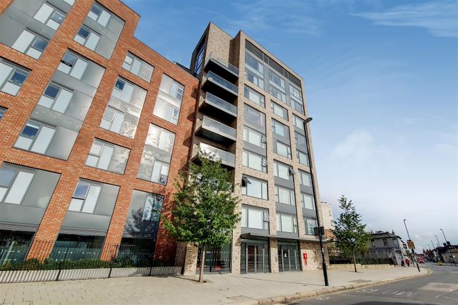 Thumbnail Flat to rent in Maraschino Apartments, Cherry Orchard Road, Croydon