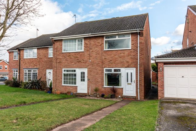 Thumbnail Town house for sale in White Furrows, Cotgrave, Nottingham
