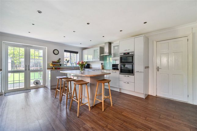 5, Lower Manor Road, Surrey photo 2