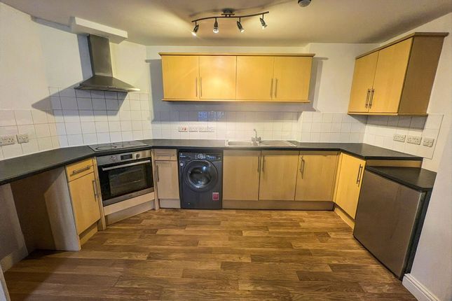 Flat 3, 210 Whitehall Road, Bristol photo 2
