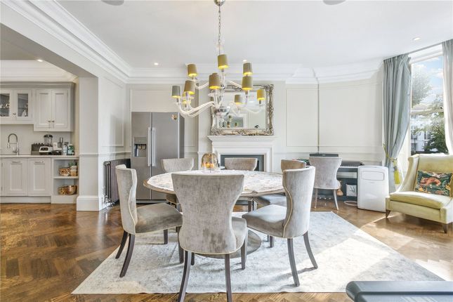 Flat 4, Rutland House,, Marloes Road, London photo 4