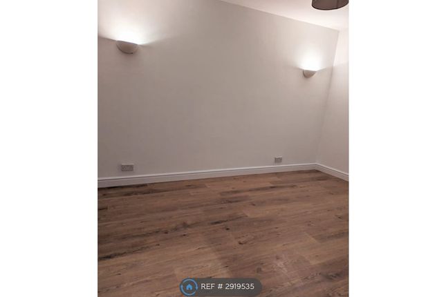 Balcombe Road, Rugby photo 2