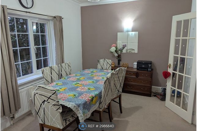 Aberford Road, Wakefield photo 3