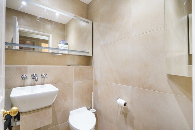 Flat for sale in Gloucester Place, Marylebone, London