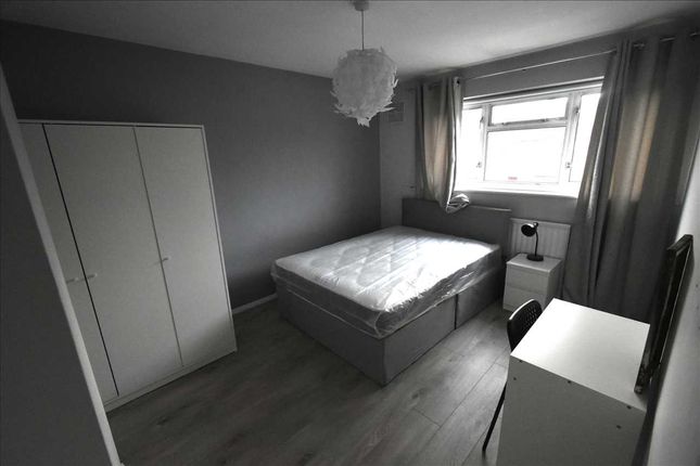 Thumbnail Room to rent in Kirby Road, Room 3, Dartford