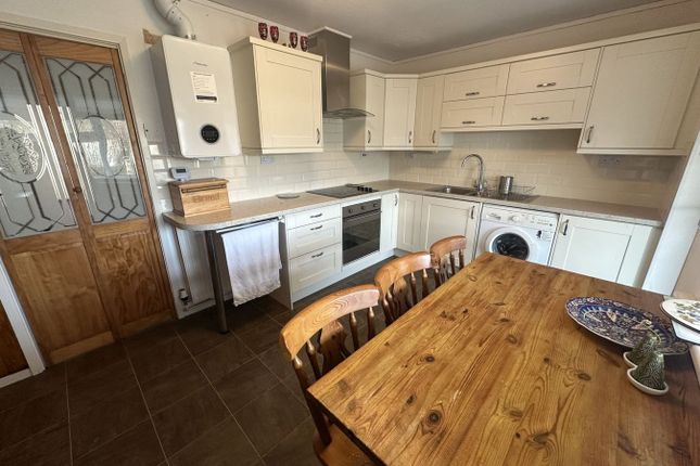64, Pendre Gardens, Brecon photo 4