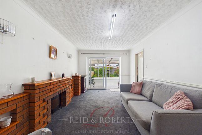 60, Mayfield Drive, Buckley photo 3