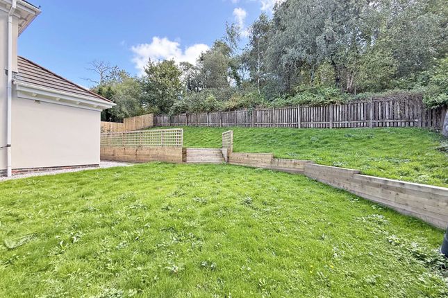 3 Wheal Regent Park, St. Austell photo 3