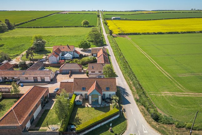 1 Marshland Barns Main Road, King's Lynn photo 4