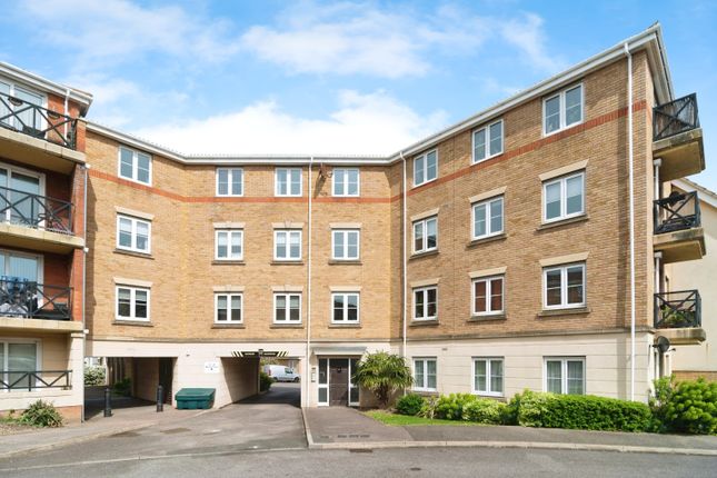 Flat for sale in Retort Close, Southend-On-Sea