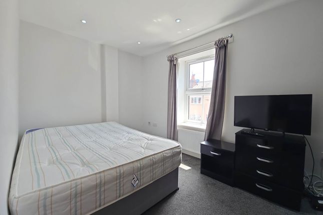 Flat 3, William Street, Reading photo 4