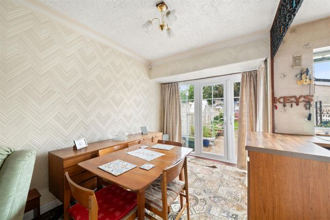 31, Woodrow Avenue, Hayes photo 4