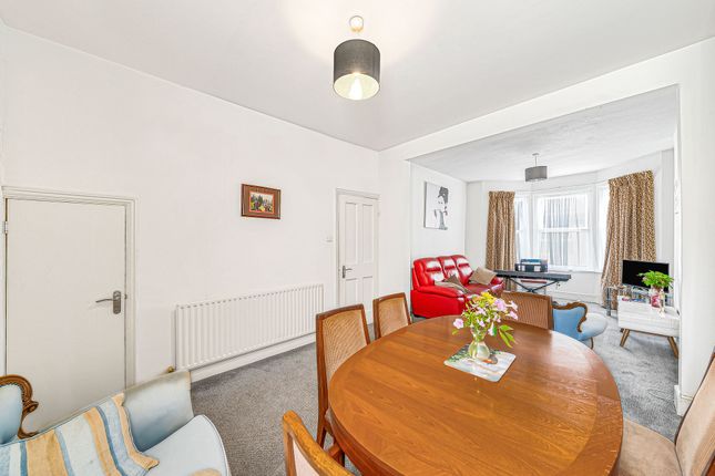 31 Dalmatia Road, Southend-On-Sea photo 4