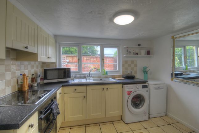 End terrace house for sale in Diss Road, Scole, Diss