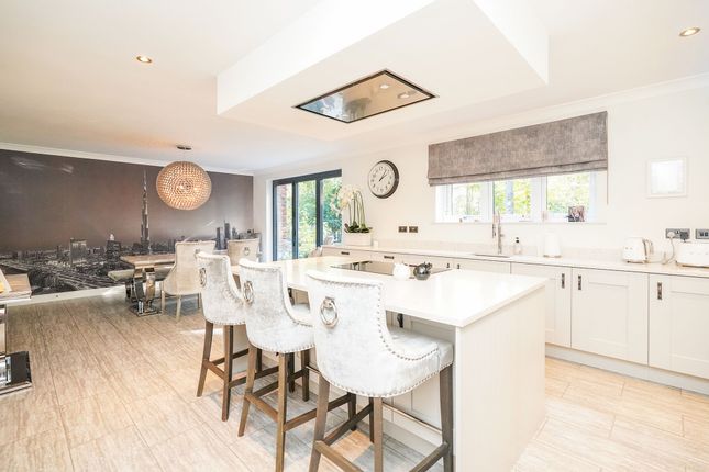 5 Hillhouse Court, Chesterfield photo 2