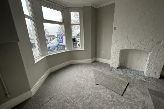 Flat for sale in Broad Street, Barry