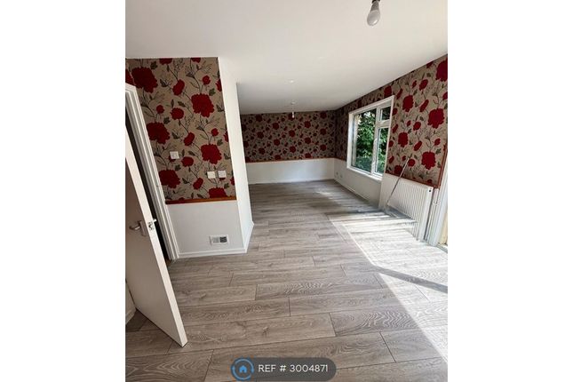 Moorfield Square, Northampton photo 4