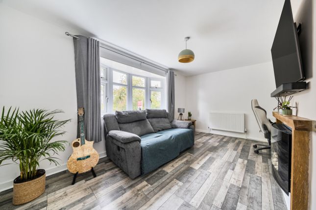 49, Thorold Avenue, Sleaford photo 2