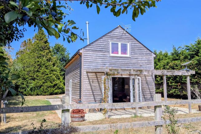 2-bed detached on The Barn, Foldhill Lane, Martock, £500,000