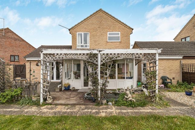 2, Drinkwater Close, Newmarket photo 3