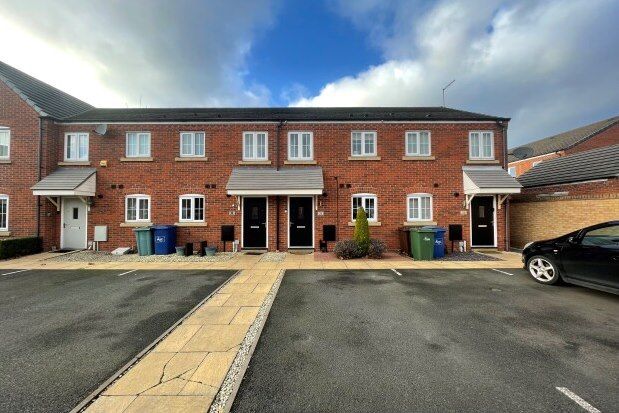 Thumbnail Town house to rent in Wilton Close, Cannock