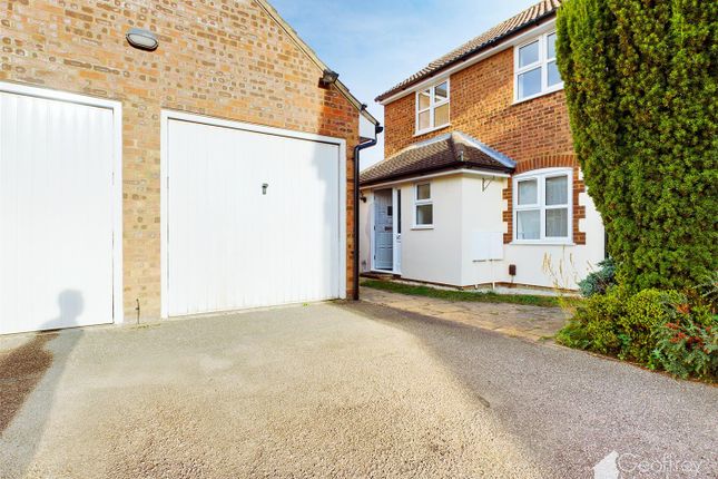 Thumbnail Detached house for sale in Hayfield, Chells Manor, Stevenage