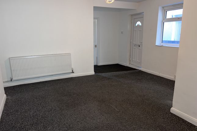 1 51, Folkestone Road, Dover photo 4