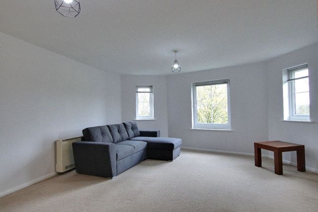 Flat to rent in Lever Court, Lever Close, Blackburn