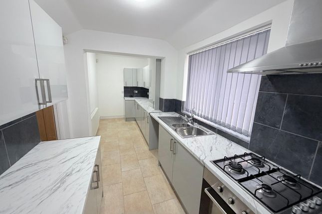 26, Stoneleigh Avenue, Middlesbrough photo 5