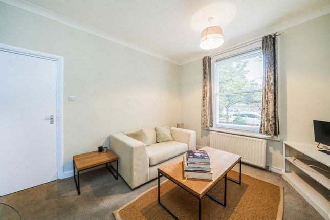 4B, Mount Park Road, London photo 3