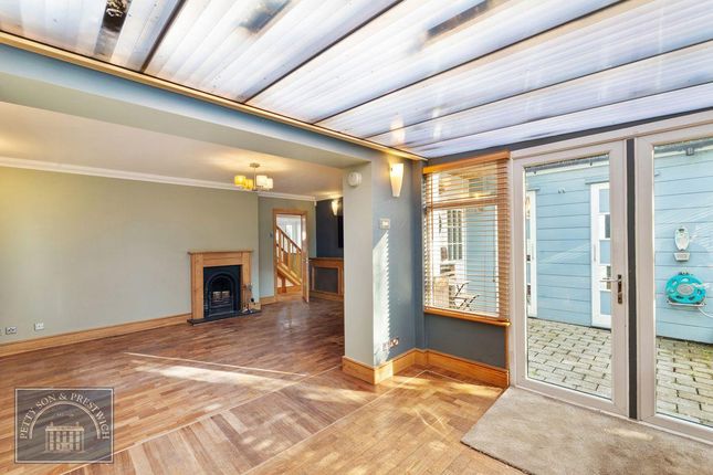 123, Brading Crescent, Aldersbrook photo 4