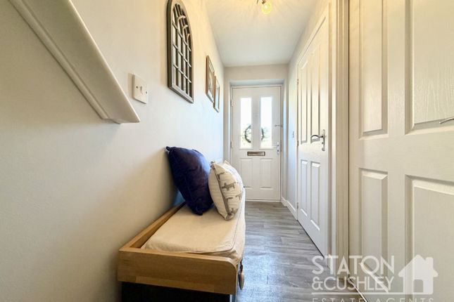24, Chaffinch Close, Clipstone photo 3