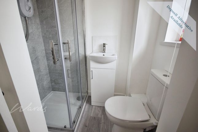 Room 4, 21, Wheatcroft Grove, Gillingham photo 5