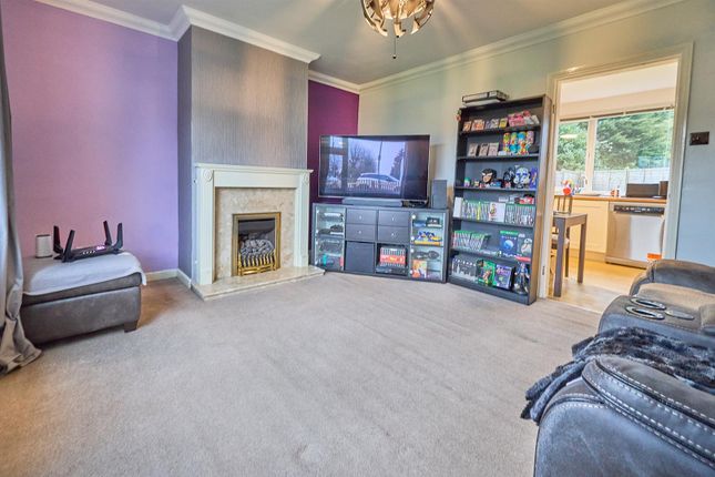 1, Stanley Road, Hinckley photo 4