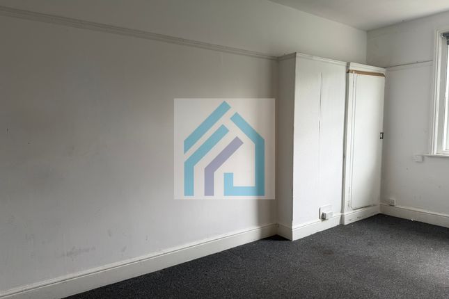 Flat 26, Bournemouth photo 3