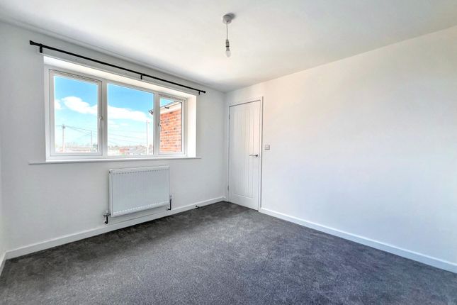 134 Halton Road, Runcorn photo 5