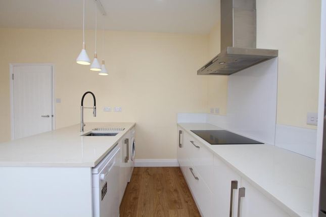 Flat to rent in Meridian Place, Clifton, Bristol