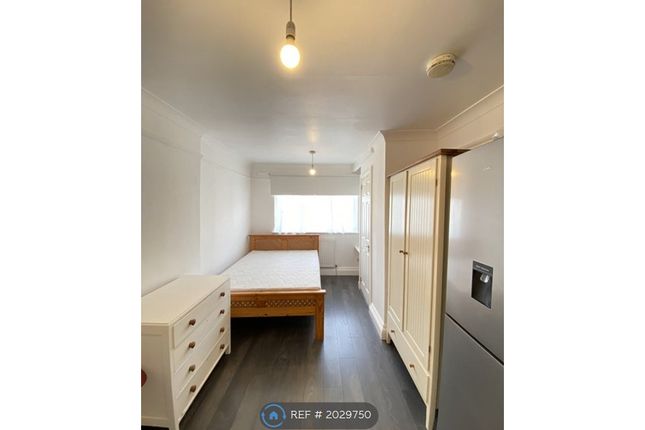 Room to rent in Jersey Road, Hounslow