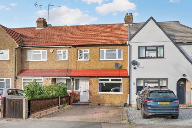 Terraced house for sale in Compton Crescent, Chessington