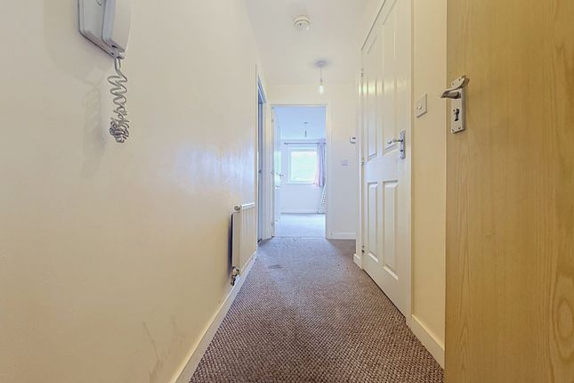 Flat 24, 45 Pavilion Close, Leicester photo 3